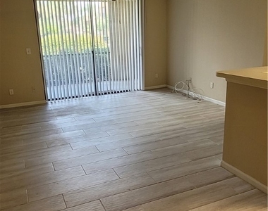 13521 Eagle Ridge Drive - Photo Thumbnail 2