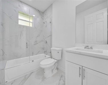 3413 28th Street Sw - Photo Thumbnail 13