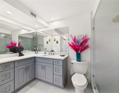 25870 Hickory Boulevard - Photo Thumbnail 11