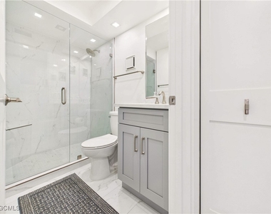 25870 Hickory Boulevard - Photo Thumbnail 15