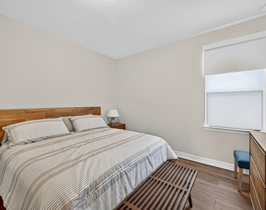 24607 Carleton Lake Lane - Photo Thumbnail 32