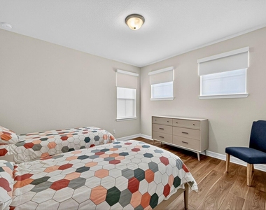 24607 Carleton Lake Lane - Photo Thumbnail 33