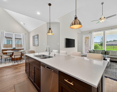 24607 Carleton Lake Lane - Photo Thumbnail 3
