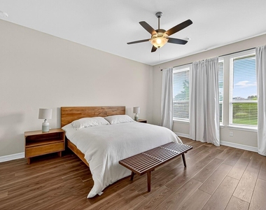24607 Carleton Lake Lane - Photo Thumbnail 20