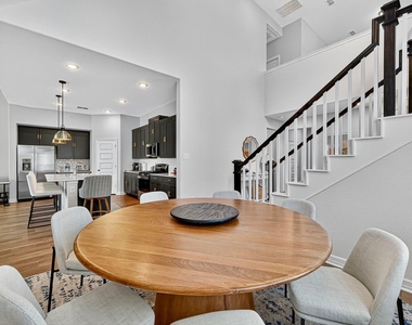 24607 Carleton Lake Lane - Photo Thumbnail 11