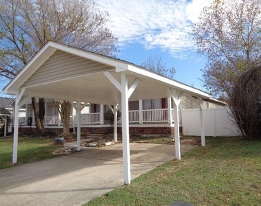 10015 Summerberry Lane - Photo Thumbnail 2