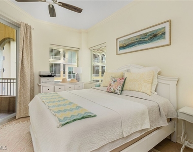 2728 Tiburon Boulevard E - Photo Thumbnail 13