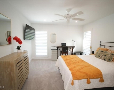 97 Georgetown Boulevard - Photo Thumbnail 19