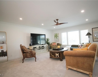 97 Georgetown Boulevard - Photo Thumbnail 4