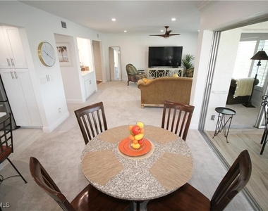97 Georgetown Boulevard - Photo Thumbnail 8