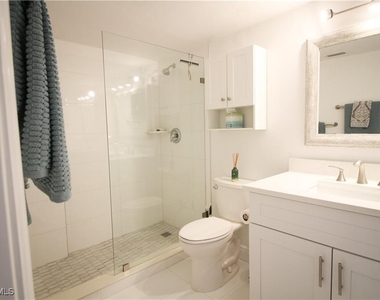 97 Georgetown Boulevard - Photo Thumbnail 15