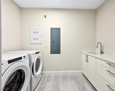 1111 Central Avenue - Photo Thumbnail 30