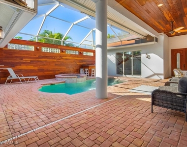 1309 Briarwood Court - Photo Thumbnail 4