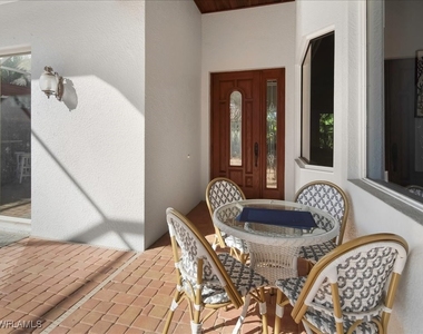 1309 Briarwood Court - Photo Thumbnail 14