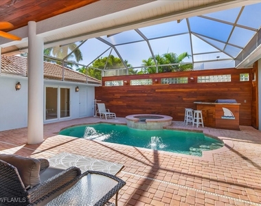 1309 Briarwood Court - Photo Thumbnail 5