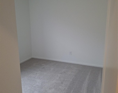 16126 Rustic Prairie Dr - Photo Thumbnail 5