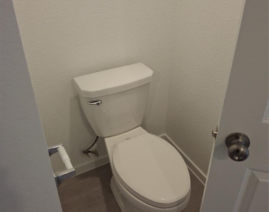 16126 Rustic Prairie Dr - Photo Thumbnail 15