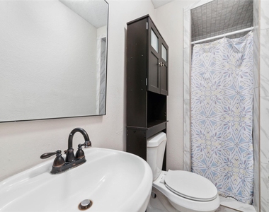 7821 Fuqua Street - Photo Thumbnail 8