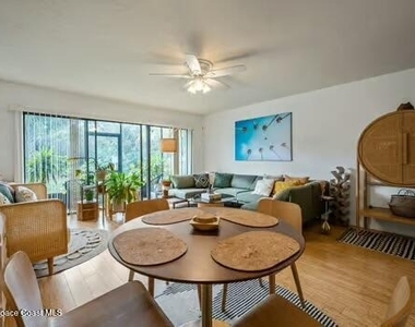33 Cove Road - Photo Thumbnail 3