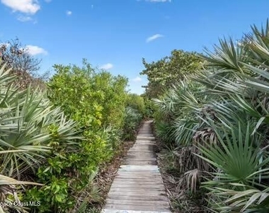 33 Cove Road - Photo Thumbnail 31
