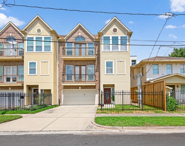 1505 Wentworth Street - Photo Thumbnail 49