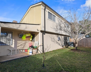 4123 Yupon Ridge Drive - Photo Thumbnail 3