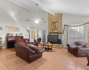 4123 Yupon Ridge Drive - Photo Thumbnail 20