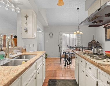 4123 Yupon Ridge Drive - Photo Thumbnail 13