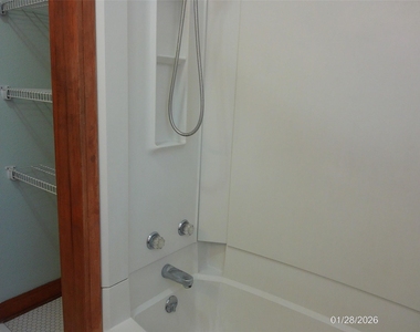 4619 Avenue Avenue S - Photo Thumbnail 5