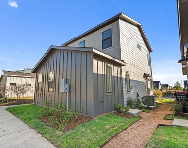 3235 Loam Lane - Photo Thumbnail 31