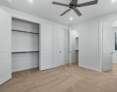 3235 Loam Lane - Photo Thumbnail 15