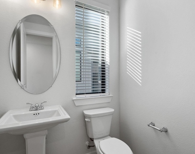3235 Loam Lane - Photo Thumbnail 13