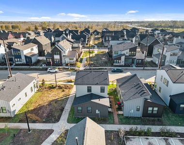 3235 Loam Lane - Photo Thumbnail 4