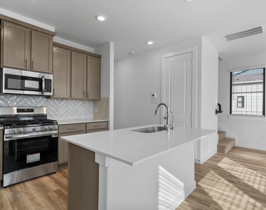 3235 Loam Lane - Photo Thumbnail 10