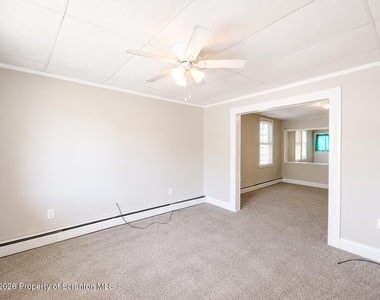 1322 Penn Avenue - Photo Thumbnail 2