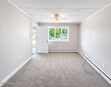 1322 Penn Avenue - Photo Thumbnail 1