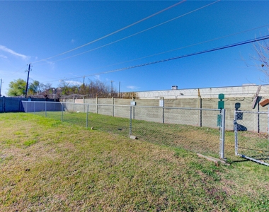 12500 Sandpiper Drive - Photo Thumbnail 23