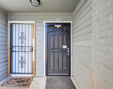 12500 Sandpiper Drive - Photo Thumbnail 2