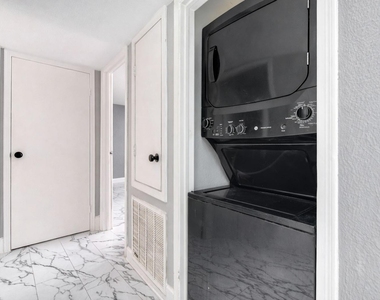 12500 Sandpiper Drive - Photo Thumbnail 9