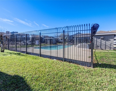 12500 Sandpiper Drive - Photo Thumbnail 19