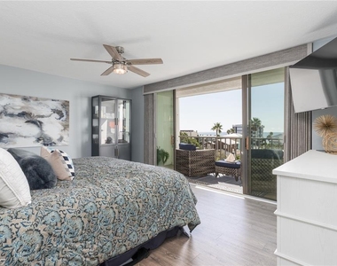 19111 Vista Bay Drive - Photo Thumbnail 18