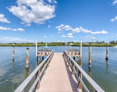 19111 Vista Bay Drive - Photo Thumbnail 24