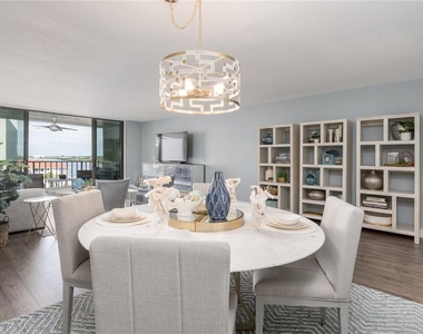 19111 Vista Bay Drive - Photo Thumbnail 10