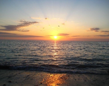 650 Island Way - Photo Thumbnail 47