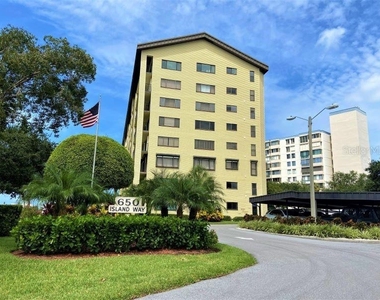 650 Island Way - Photo Thumbnail 1