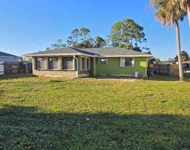 1174 Victoria Avenue - Photo Thumbnail 15