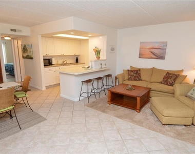 12760 Indian Rocks Road - Photo Thumbnail 4