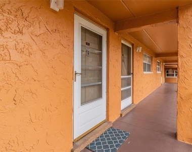 12760 Indian Rocks Road - Photo Thumbnail 3