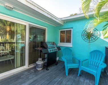 518 77th Avenue - Photo Thumbnail 13
