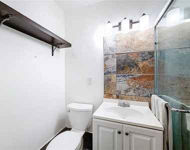 762 Barbara Street - Photo Thumbnail 26